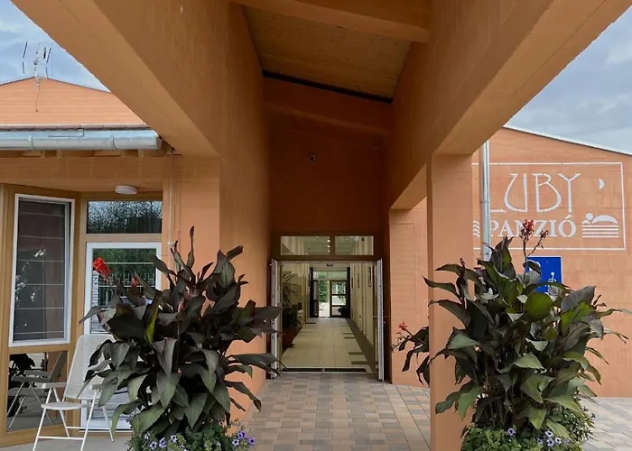 Luby Panzio Bed & Breakfast 3*
